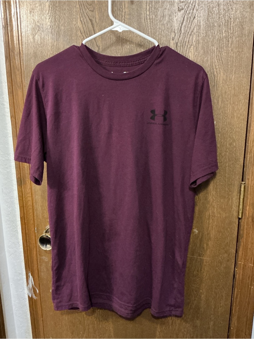 Under Armour Men's Burgundy Short Sleeve Performance Tee
